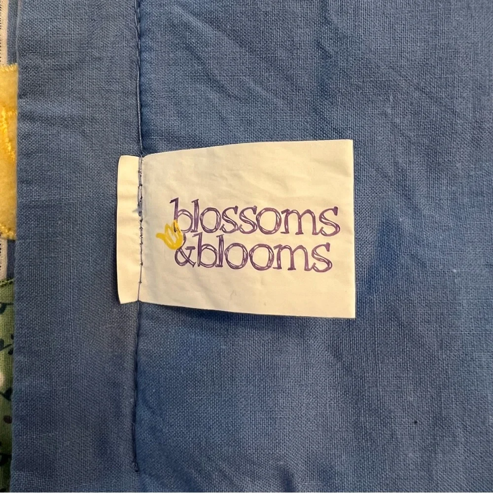 Placemats Blossoms & Blooms Springtime Easter  Appliquéd Blue Gingham Chicks